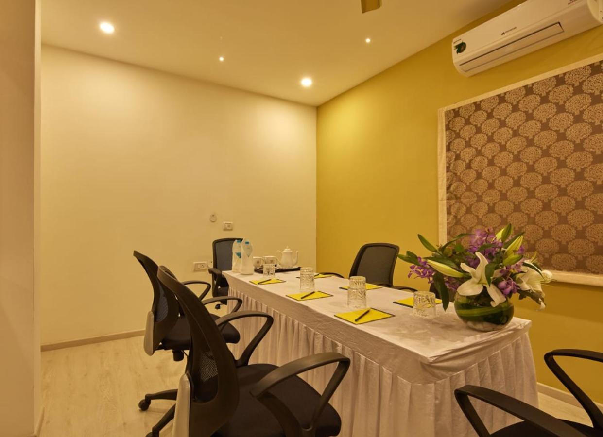 Regenta Inn Indiranagar By Royal Orchid Hotels Bangalore Eksteriør billede