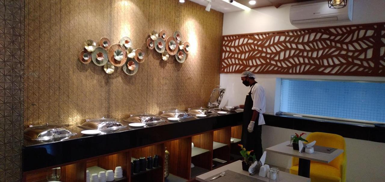 Regenta Inn Indiranagar By Royal Orchid Hotels Bangalore Eksteriør billede