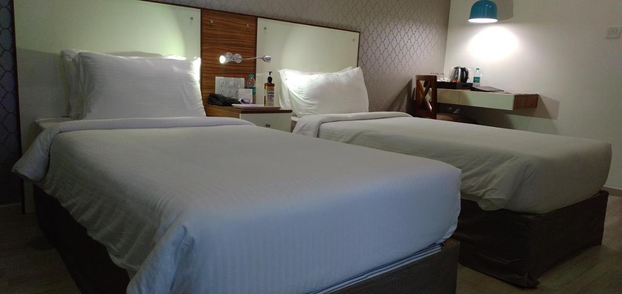 Regenta Inn Indiranagar By Royal Orchid Hotels Bangalore Eksteriør billede