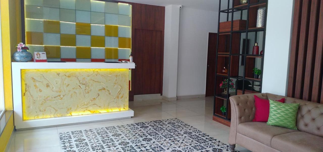 Regenta Inn Indiranagar By Royal Orchid Hotels Bangalore Eksteriør billede