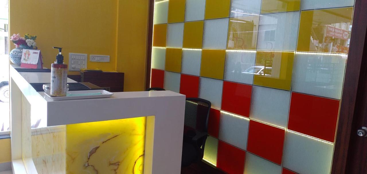 Regenta Inn Indiranagar By Royal Orchid Hotels Bangalore Eksteriør billede