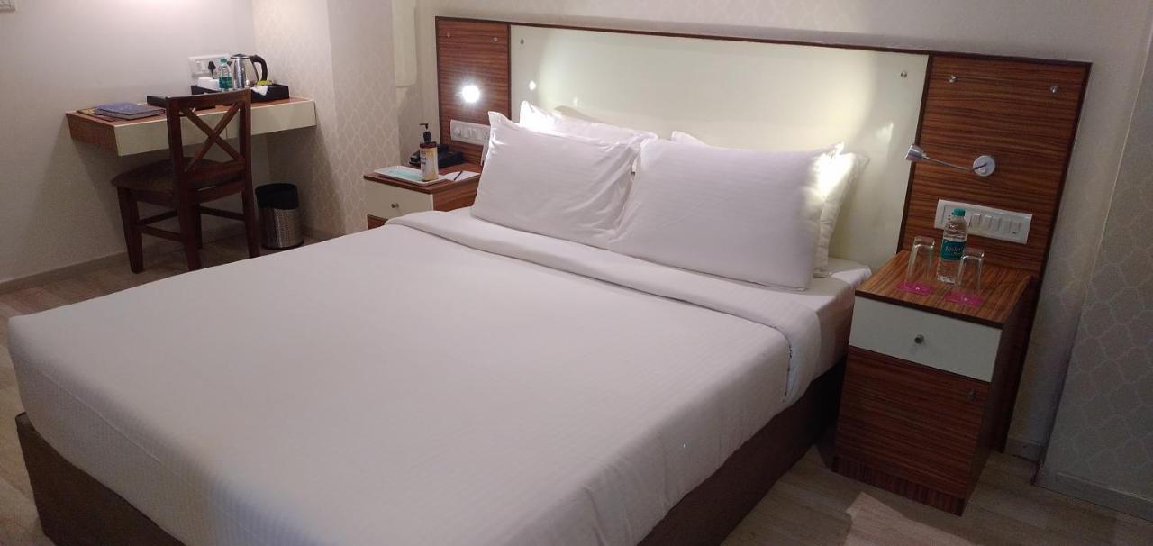 Regenta Inn Indiranagar By Royal Orchid Hotels Bangalore Eksteriør billede